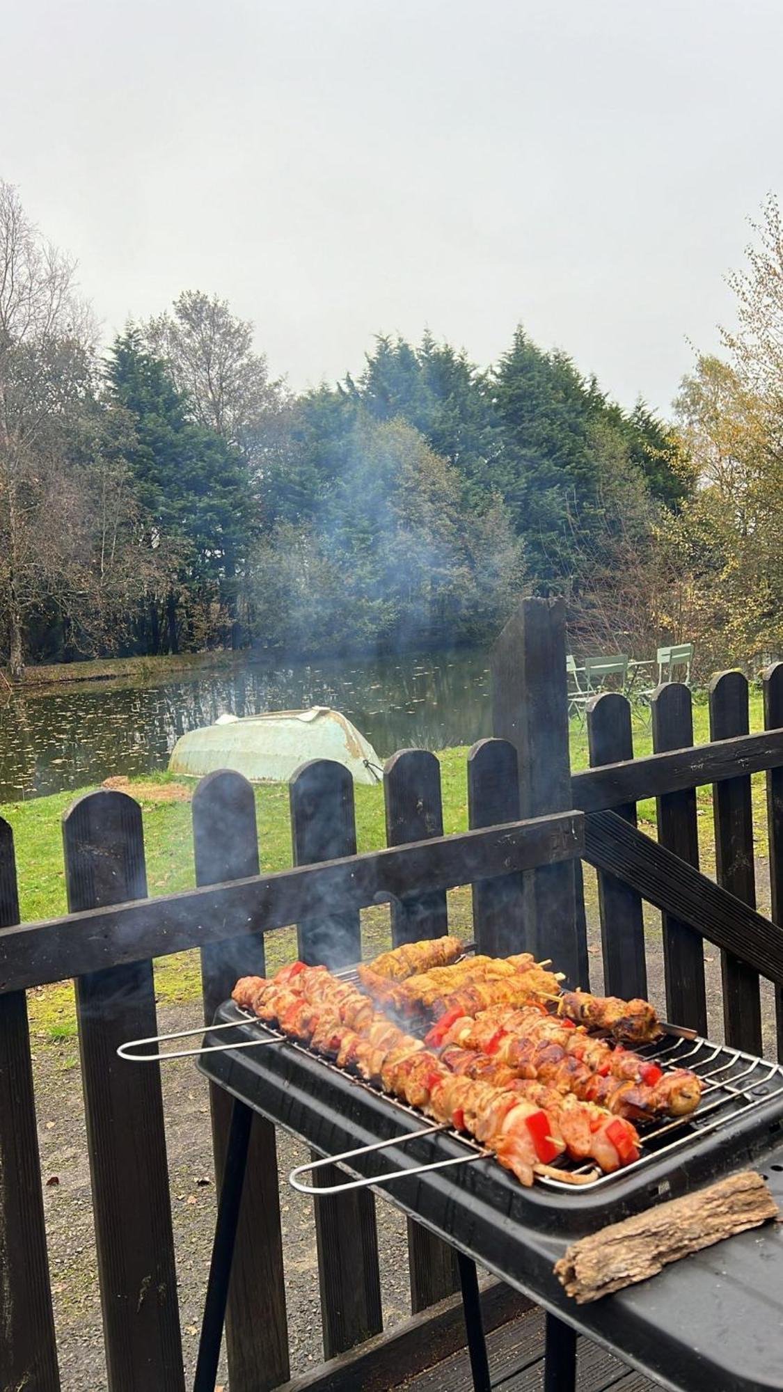 Lakeside Sourdeval Exterior foto
